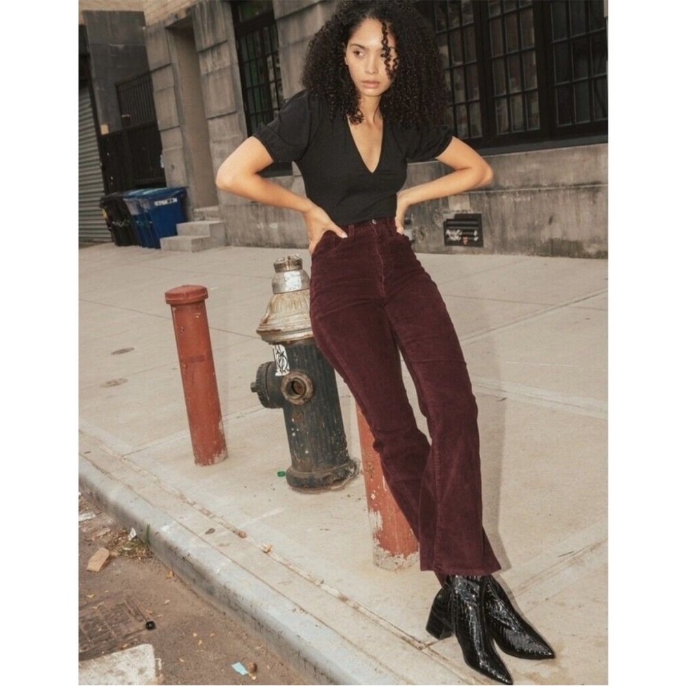 Women’s Levi’s 725 High Rise Corduroy Bootcut Pants Wine Burgundy Maroon 30 - Picture 2 of 8